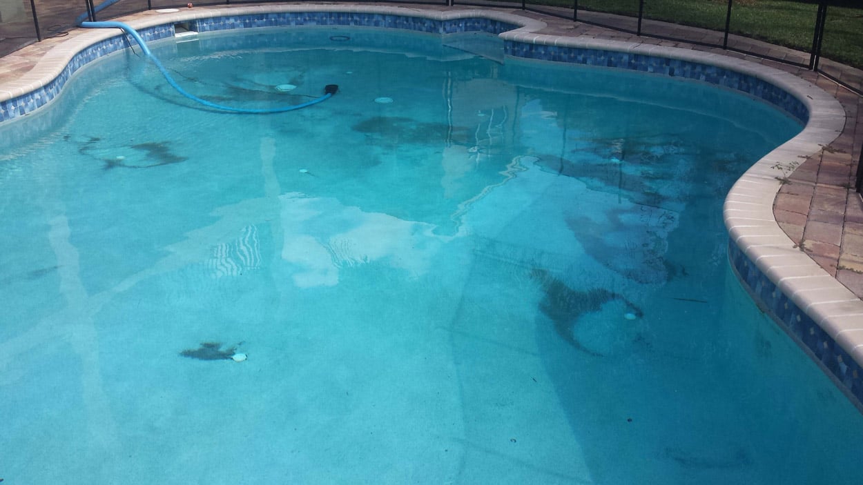 How to Prevent Stains in Vinyl Pool Liners