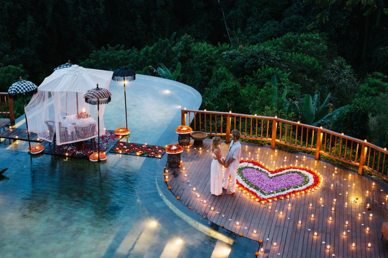 Romantic Pools You'll Fall In Love With - A Look at Some of the Most Romantic Pools in the World