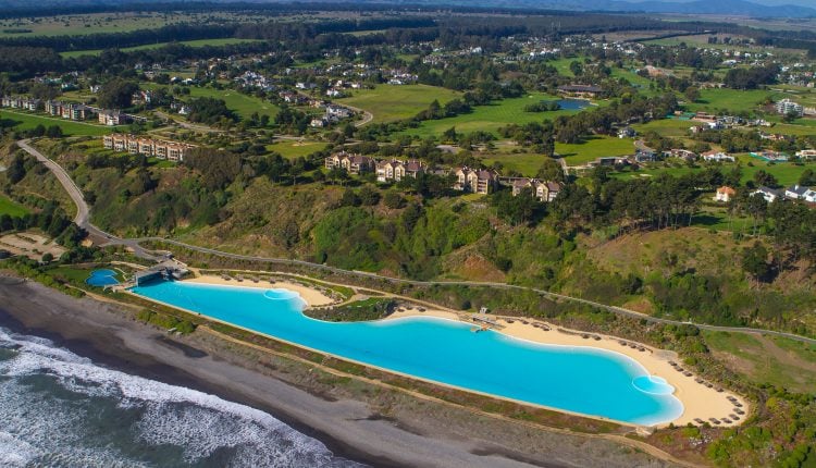 Piscina Las Brisas de Santo Domingo is the 7th largest pool in the world